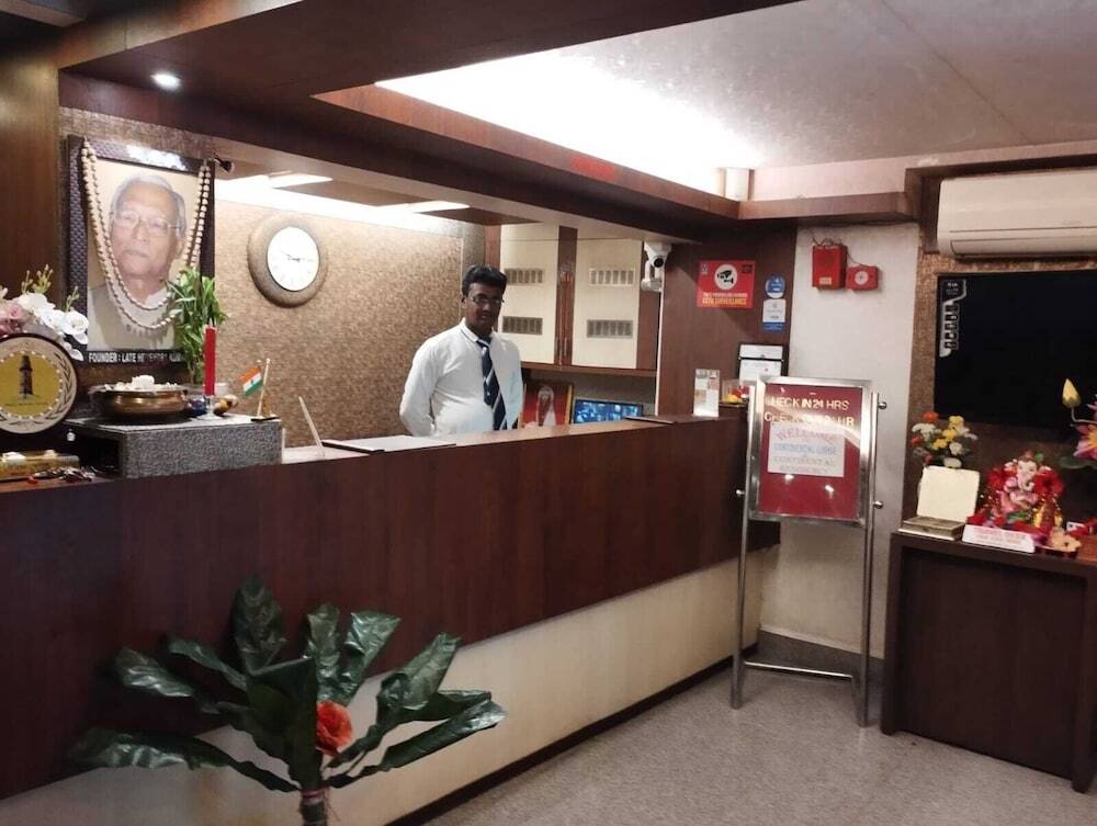 Малда: continental lodge