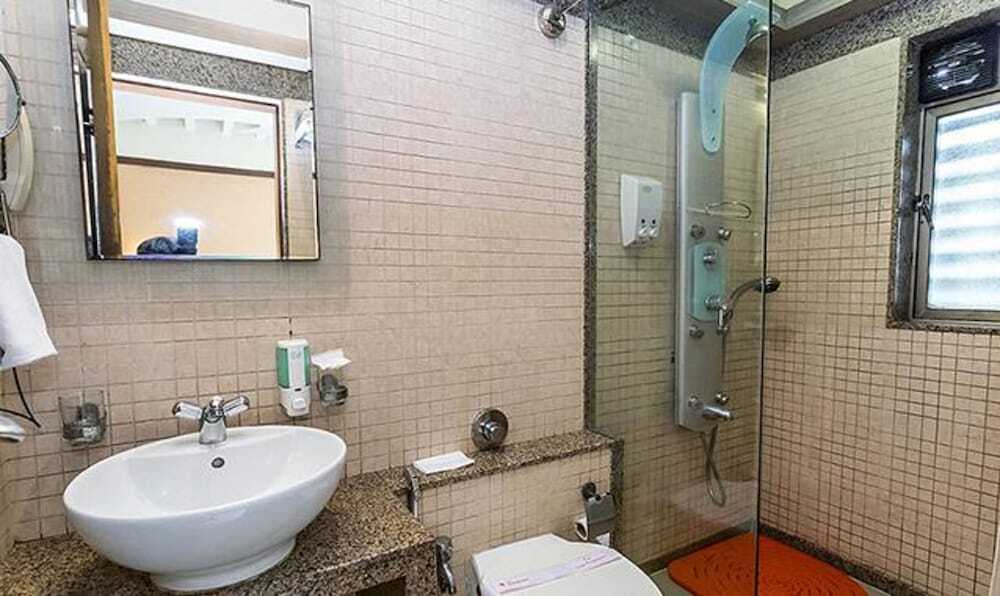 Мумбаи: Fabhotel Poco Loco
