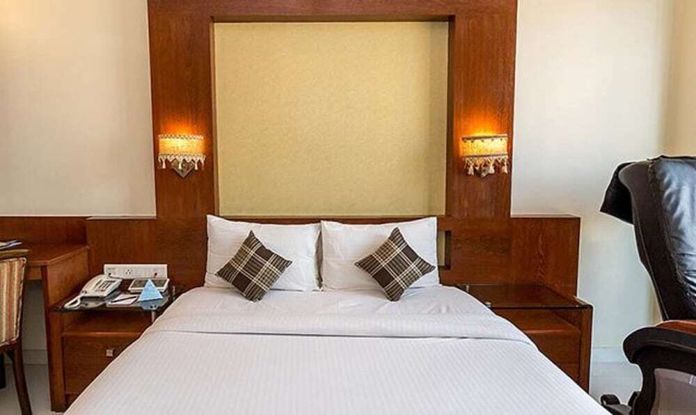 Мумбаи: Fabhotel Poco Loco