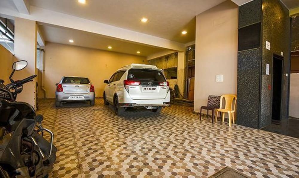 Ченнаи: Fabhotel Saravana Executive