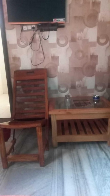 Питорагарх: Hotel Monal