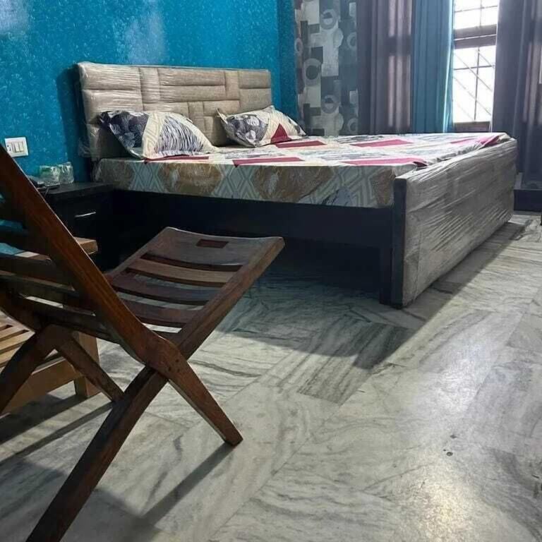 Питорагарх: Hotel Monal