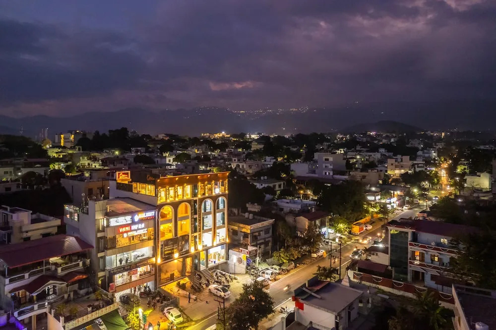 Дехрадун: ArtBuzz Dehradun