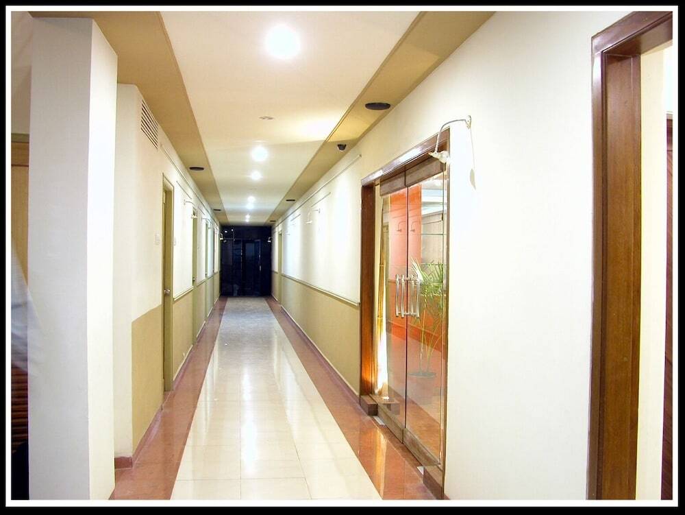Джайпур: Kishna Empire Hotel