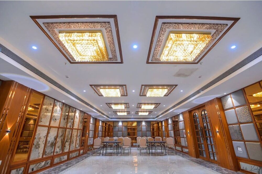 Jagdalpur: Hotel Pratap Palace