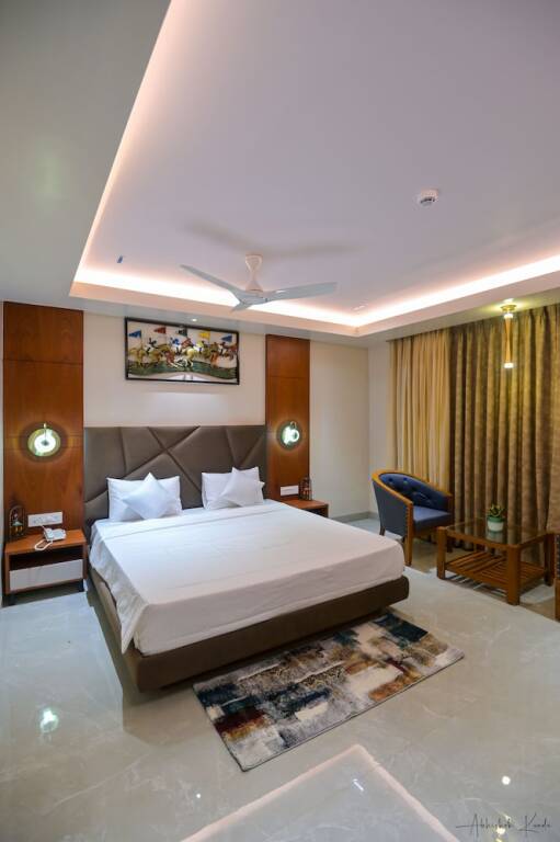 Jagdalpur: Hotel Pratap Palace
