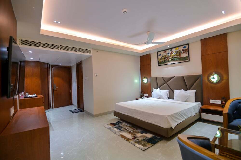 Jagdalpur: Hotel Pratap Palace