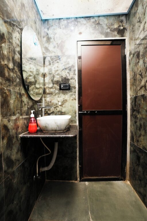 Мумбаи: Hotel Versova Inn