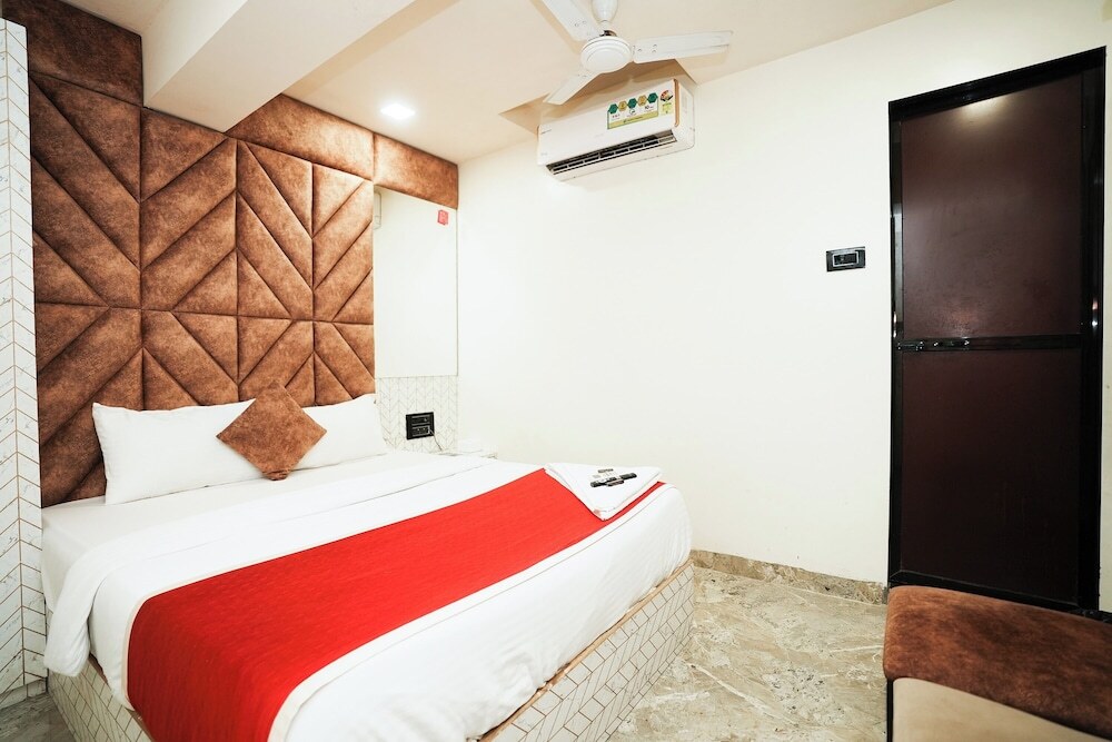 Мумбаи: Hotel Versova Inn