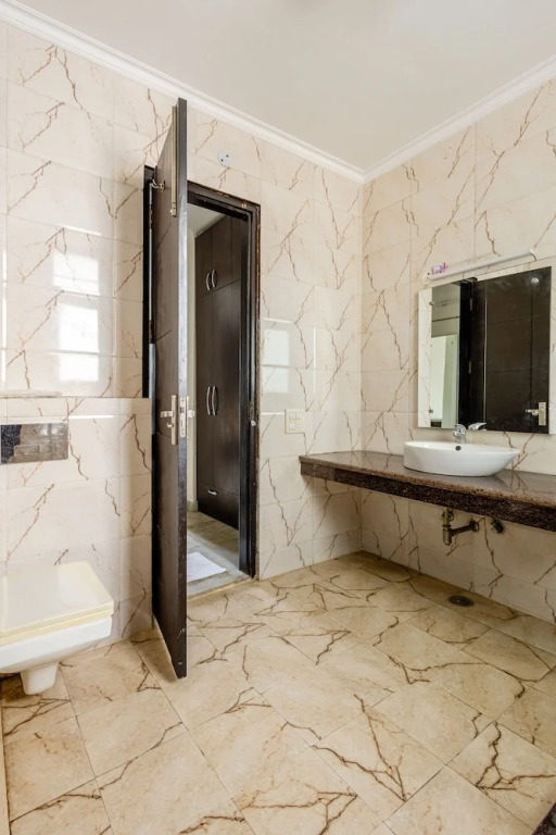 Гуруграм: Lime Tree Hotel Golf Course Road Sec-43