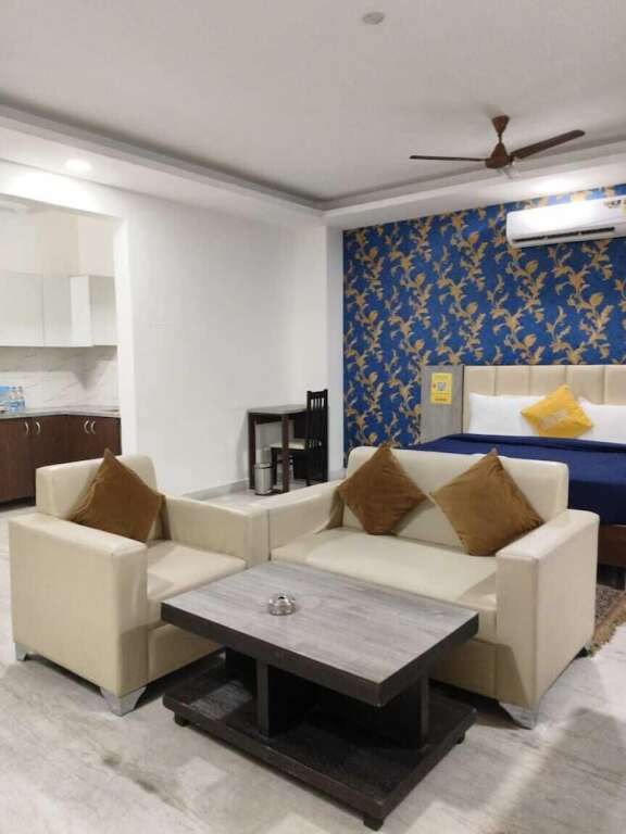 Гуруграм: Lime Tree Hotel Golf Course Road Sec-43