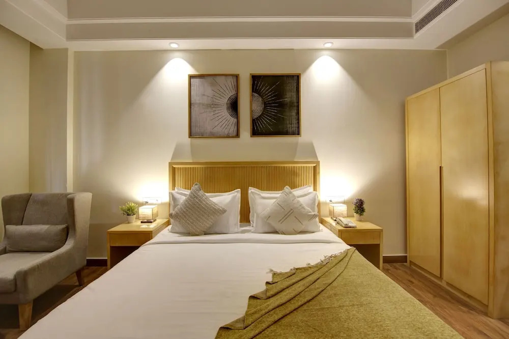 Гуруграм: Saltstayz Coroprate Suites - Golf Course