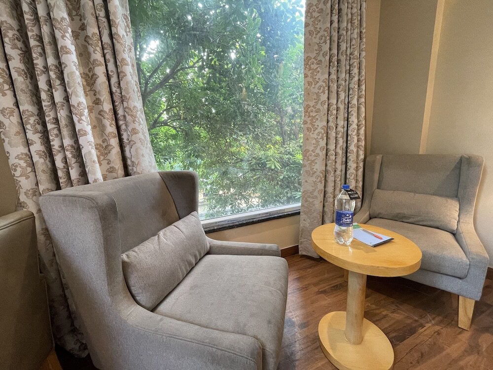 Гуруграм: Saltstayz Coroprate Suites - Golf Course