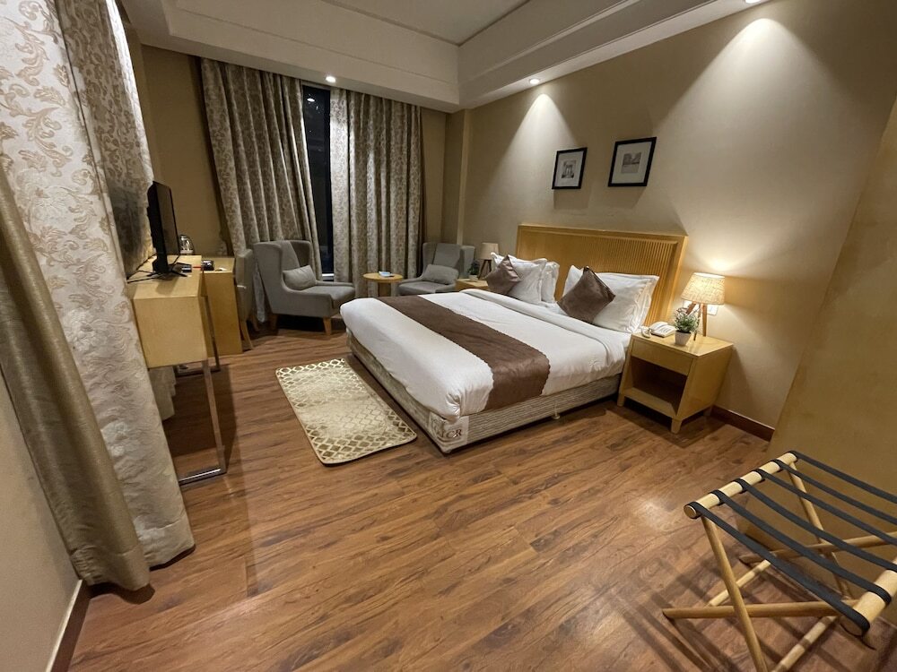 Гуруграм: Saltstayz Coroprate Suites - Golf Course