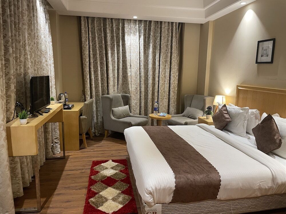 Гуруграм: Saltstayz Coroprate Suites - Golf Course