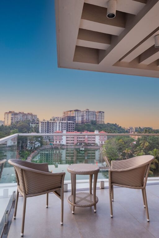 Южный Гоа: Regenta Place Vasco Goa