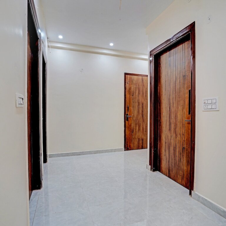 Большая Нойда: Kashvi Residency