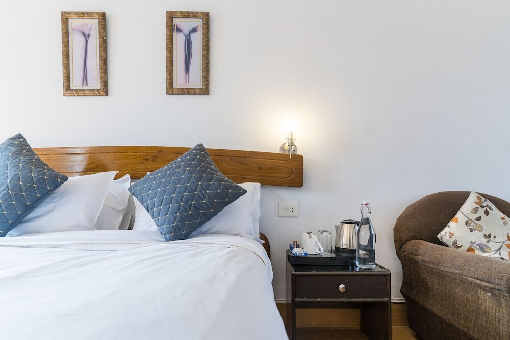 Гангток: Sparrow Cherry Resort 2 min walk To MG Marg