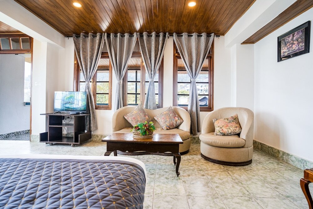Гангток: Sparrow Cherry Resort 2 min walk To MG Marg