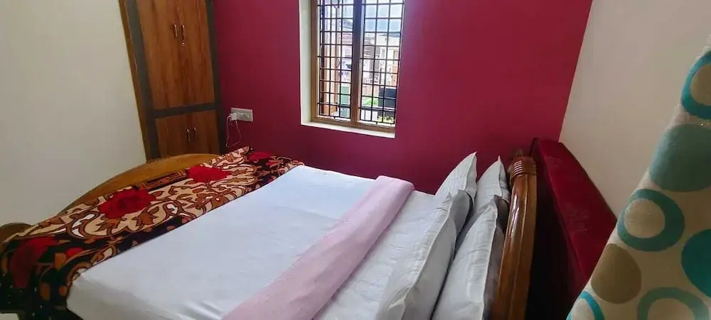 Салем: PPH Living Thulasiraman's Home Stay