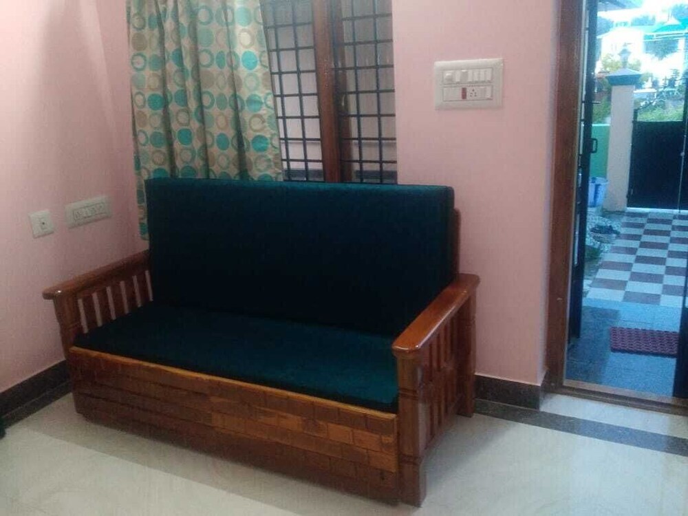 Салем: PPH Living Thulasiraman's Home Stay