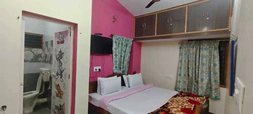 Салем: PPH Living Thulasiraman's Home Stay