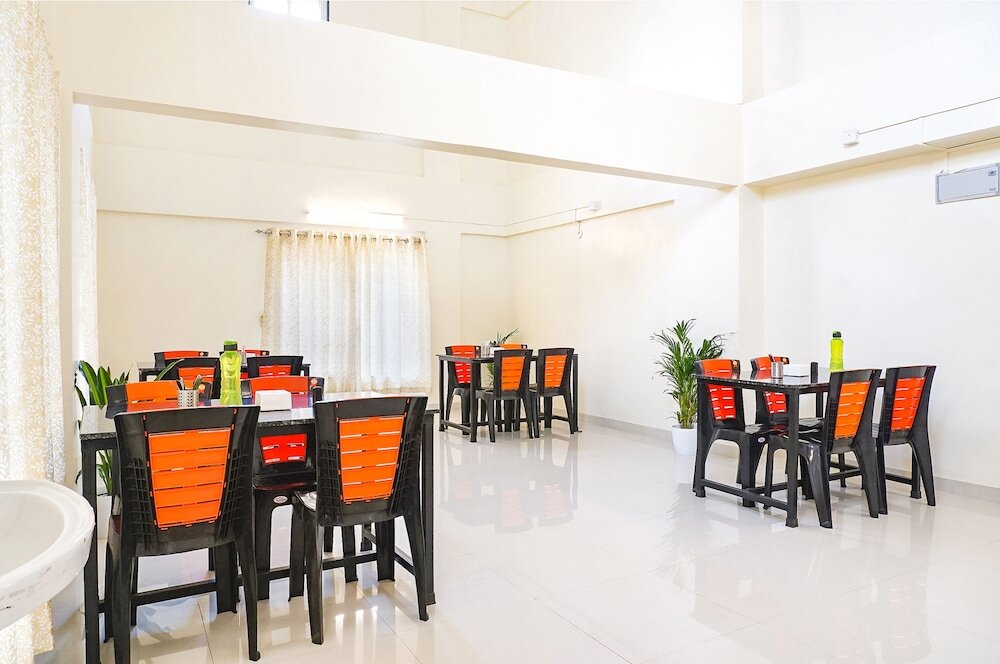 Пуна: Fabhotel Majestic Luxurious