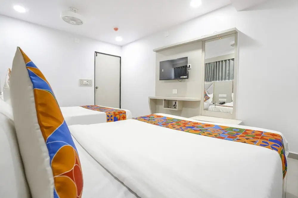 Гандхинагар: Fabhotel Grey Sky