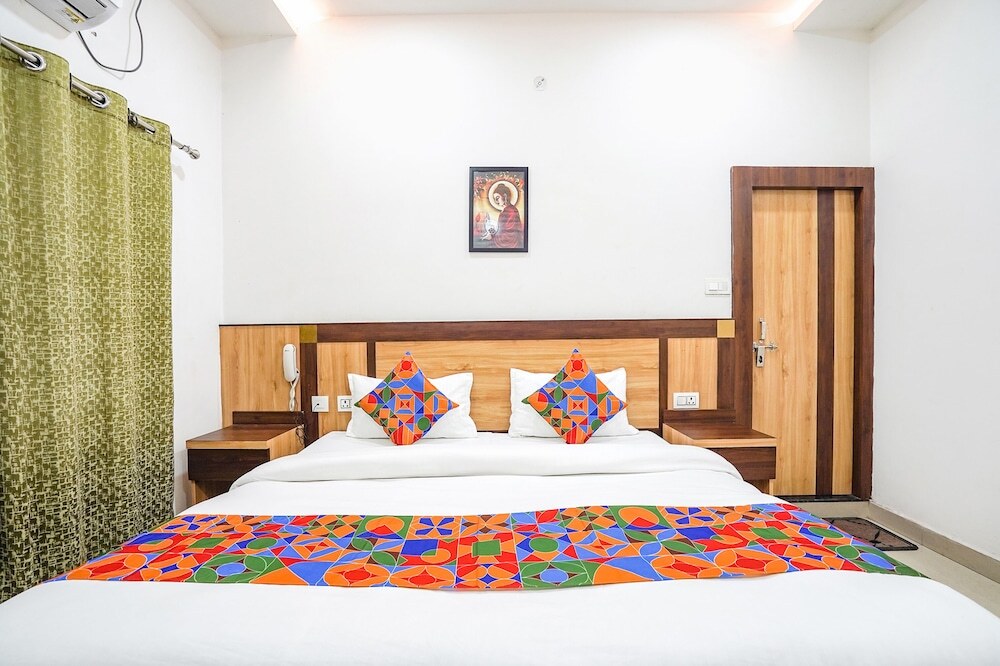 Варанаси: Fabexpress Vairagi Inn