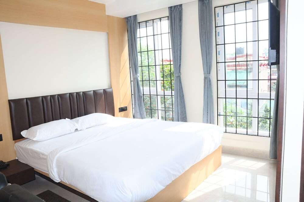 Колката: FERN INN Kolkata