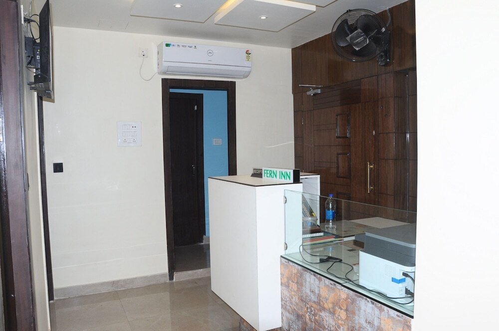 Колката: FERN INN Kolkata