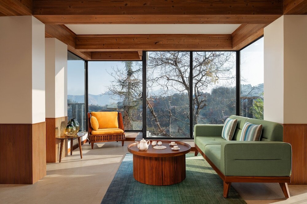 Массури: jüSTa Hollow Oak, Mussoorie