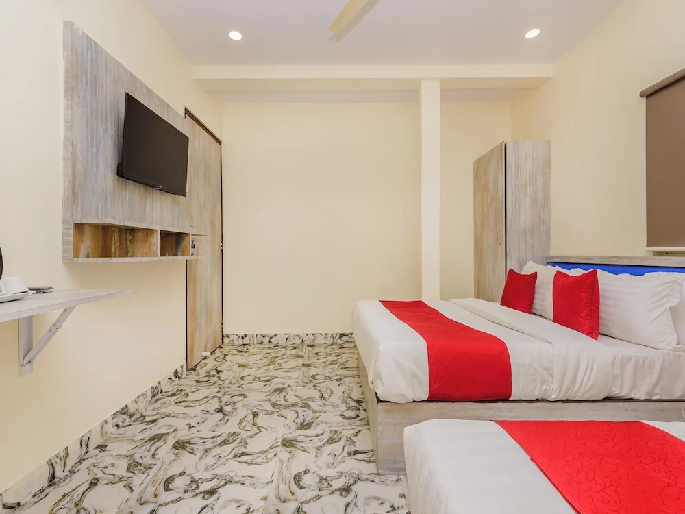 Мумбаи: Hotel Good Luck Residency
