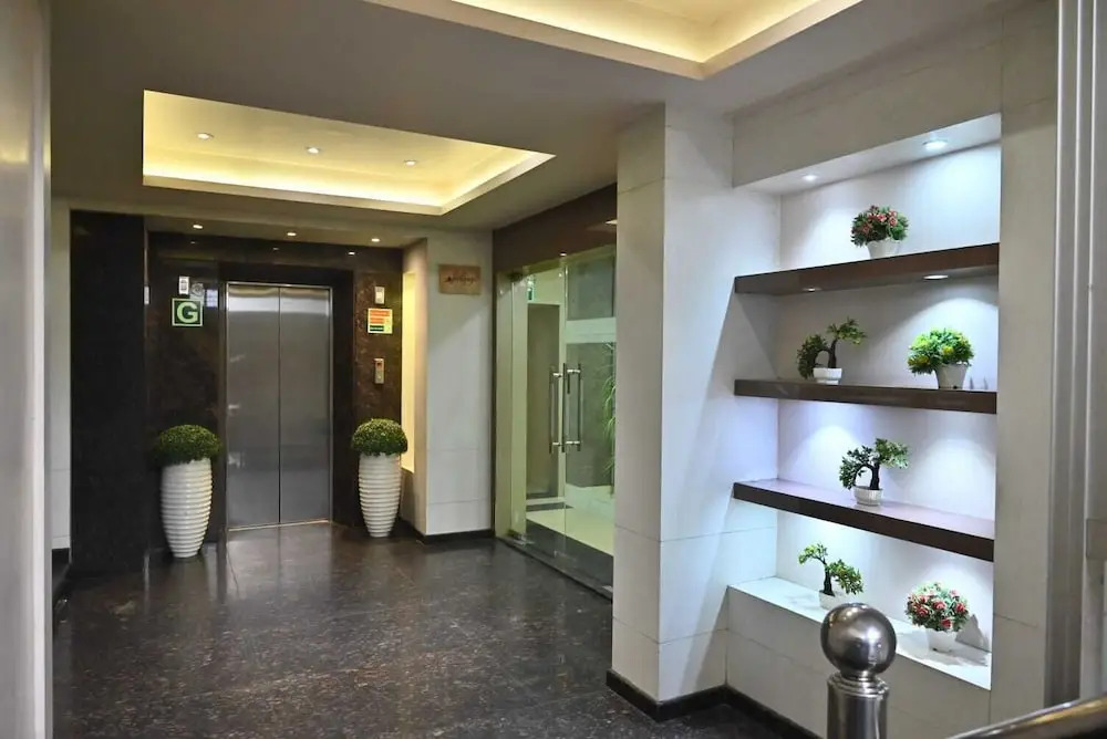Канпур: Hotel Royal Cottage
