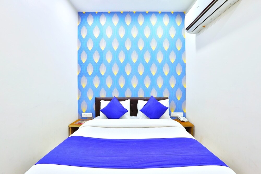 Ахмедабад: Hotel Shivaay