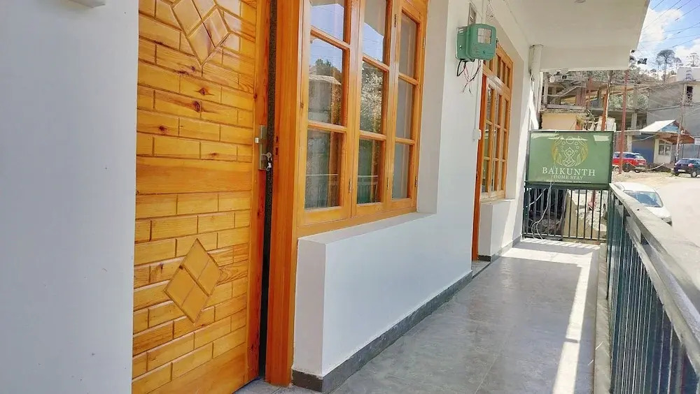 Чамба: Baikunth Home Stays