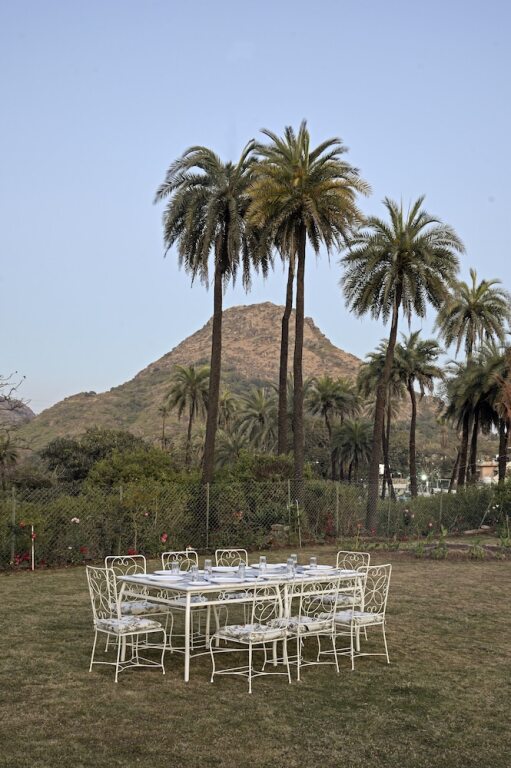 Гора Абу: The Mount Bunglow - Mount Abu