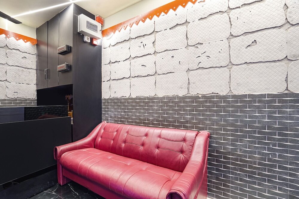 Сурат: Fabhotel Niraant