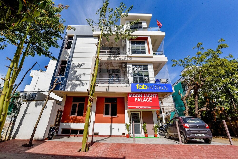 Джайпур: Fabhotel Moon Light Palace