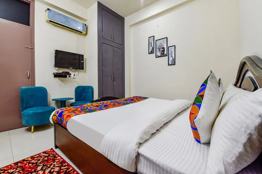 Джайпур: Fabhotel Moon Light Palace