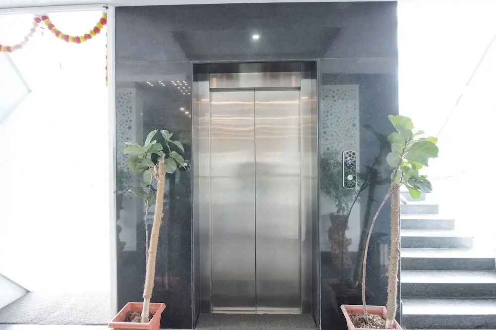 Кушалнагар: Fabhotel Prime Suloka Towers