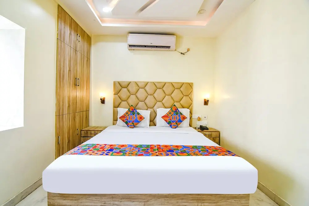 Колката: Fabhotel Ketan Regency