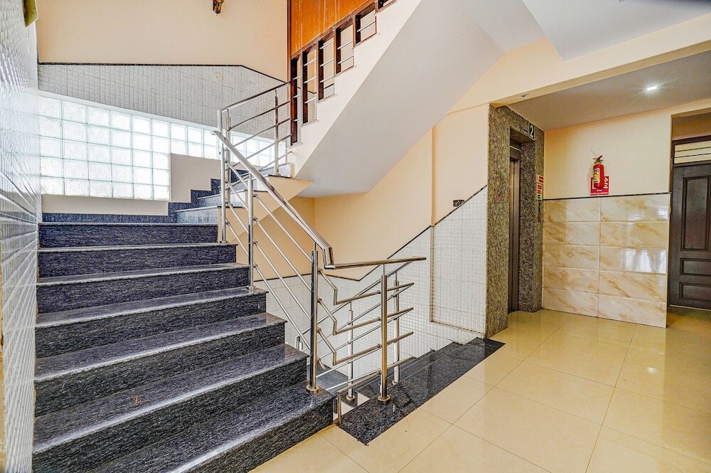Бангалор: Fabhotel Bns Lodge