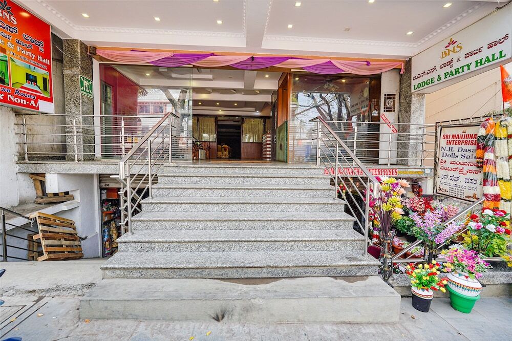 Бангалор: Fabhotel Bns Lodge