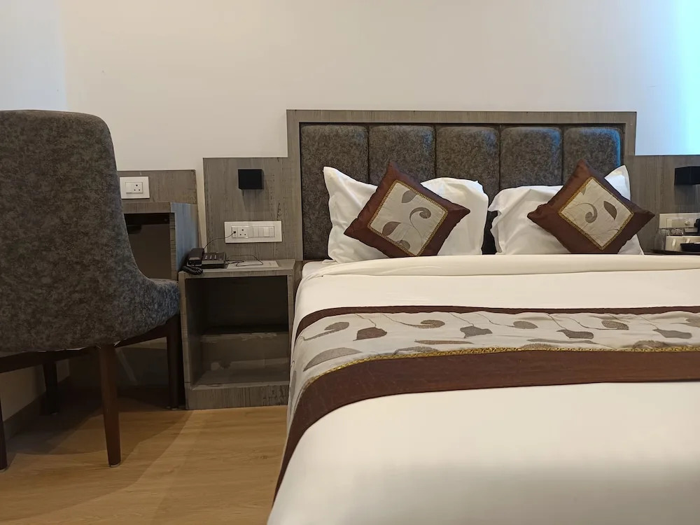 Мумбаи: Hotel Beverly Palace Santacruz