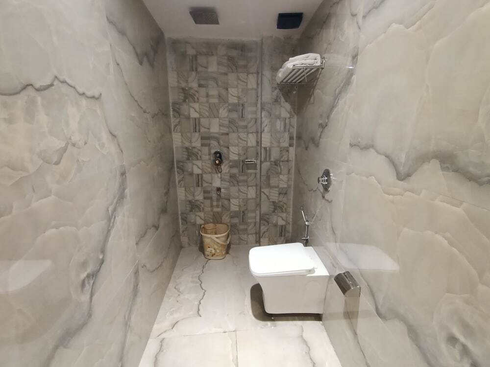 Мумбаи: Hotel Beverly Palace Santacruz