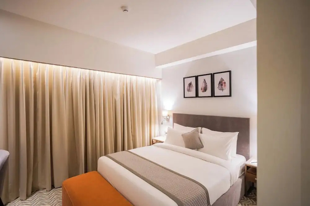 Индаур: Hotel Golden Aura