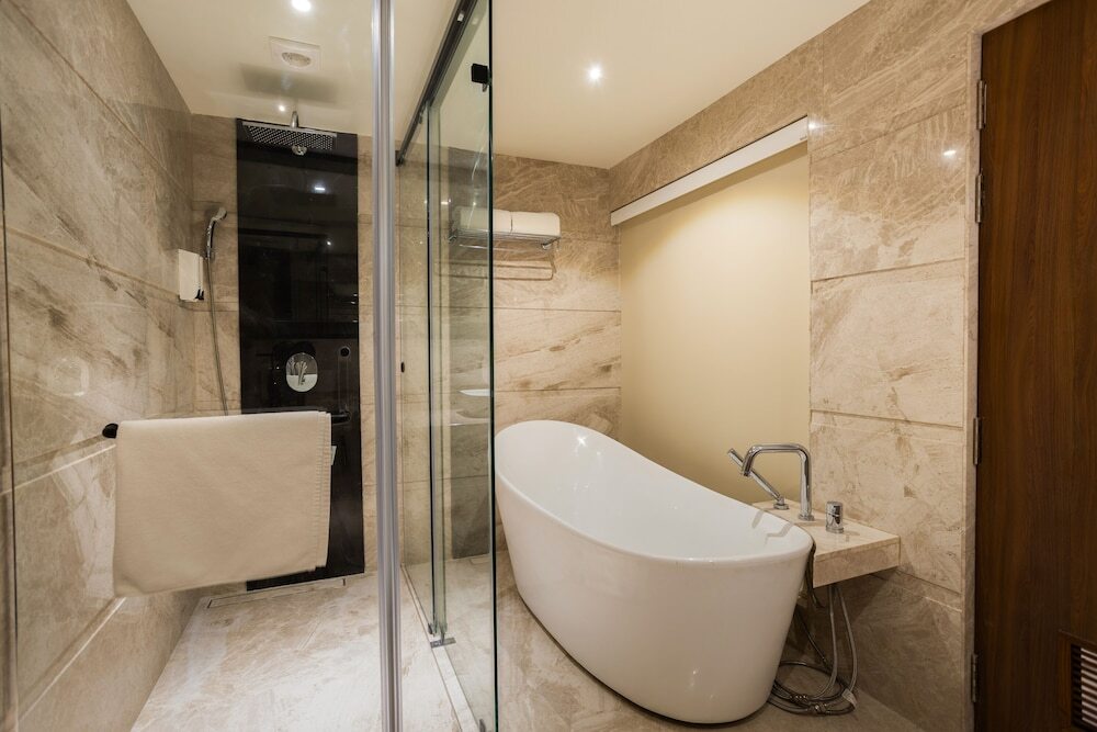 Индаур: Hotel Golden Aura