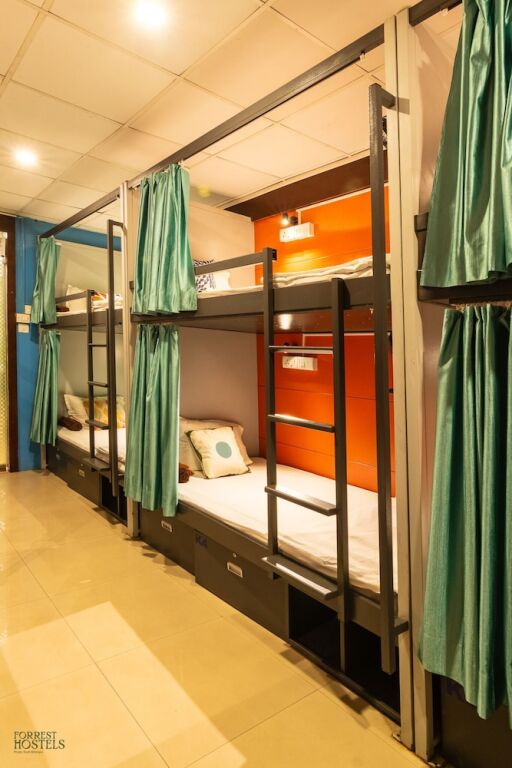 Мумбаи: Forrest Hostels