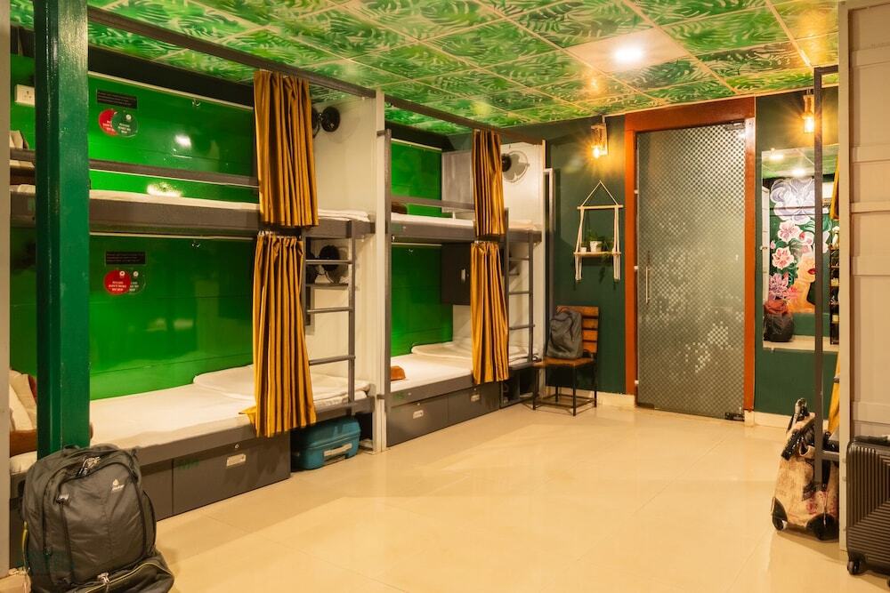 Мумбаи: Forrest Hostels